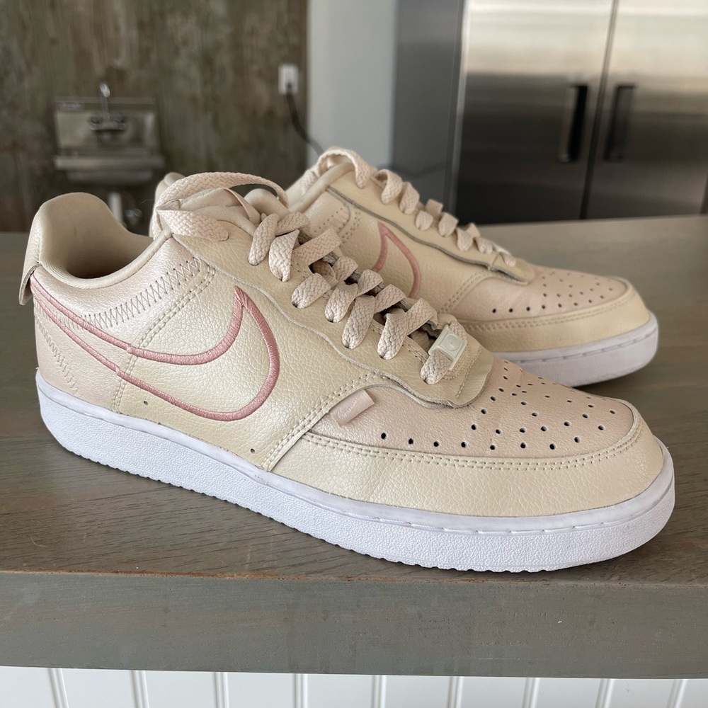 Nike Court Vision Low in Pearl White